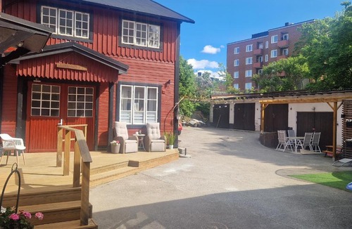 Fagelbo-Vaster-Oster Apartment | Central City Apartment A