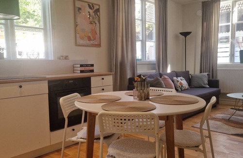 Fagelbo-Vaster-Oster Apartment | Central City Apartment B