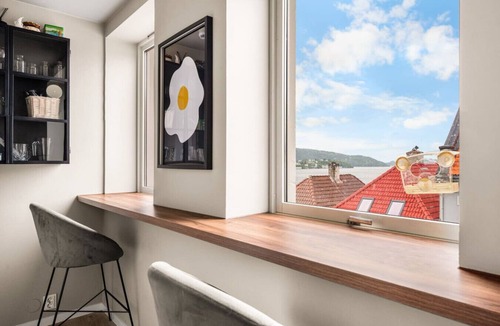 Bergen City Centre Apartment | Central & Modern | Coziest Street in Bergen