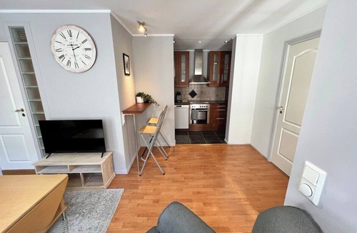 Narvik Apartment | Central Narvik Apt W Workspace walk to city (d14d)