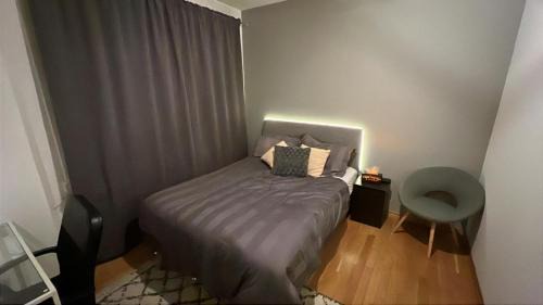 Majorstua House | Central Oslo - Deluxe Queen Bedroom in Majorstuen Bogstadveien Shopping