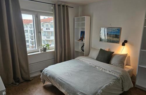 Sundbyberg Municipality House | Central Room with Private Entrance and Ensuite Bathroom