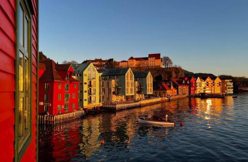 Bergenhus Apartment | Central Seafront Apartments with Parking and Self Check-In!