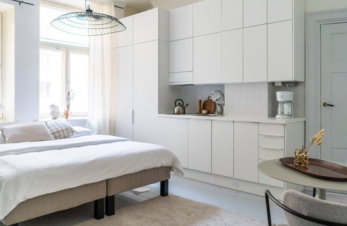 Ullanlinna Apartment | Central studio with spacious bathroom
