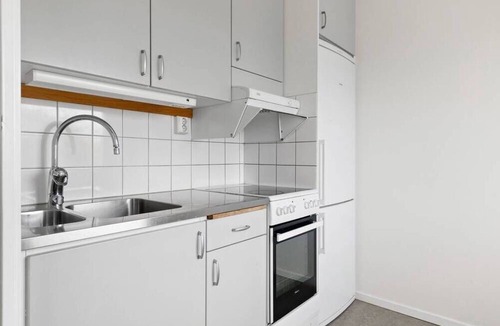 Edsberg Apartment | Centrally-located with easy commute to Stockholm city or Arlanda airport