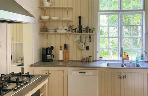 Ystad House | Century-old house by the sea in Sandskogen