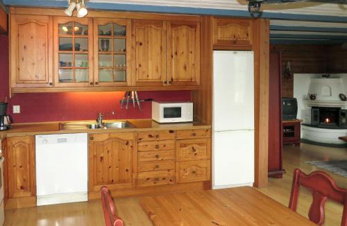 Eikelandsosen Ski Chalet | Chalet Anna by Interhome