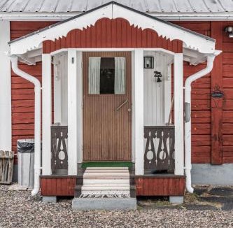 Vidsel Ski Chalet | Chalet Norrskensstugan by Interhome