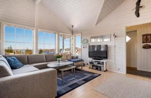 Hitra House | Chalet With Views Of Skerries On Hitra