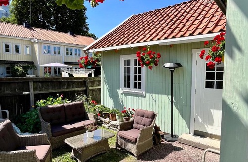 Vadstena House | Charmigt gårdshus i hjärtat av Vadstena