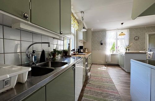 Lidkoping Ski Chalet | Charming and spacious villa near Lidköping |SE08085