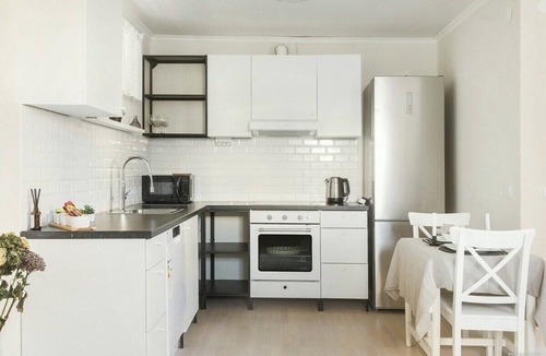 Sollentuna House | Charming apartment in a red house in Stockholm. Free parking