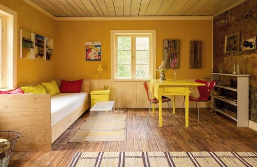 Lonsboda Apartment | Charming apartment in artist’s home from 1899