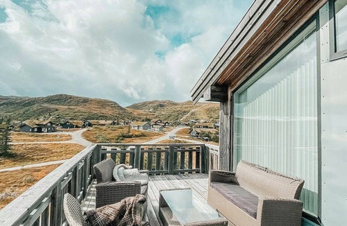 Rollag House | Charming cabin overlooking Vegglifjell