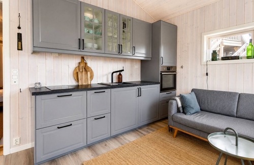 Kamben Cottage | Charming cabin with a view