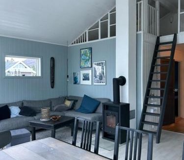 Gulen House | Charming Cabin With Archipelago Views In Sogn