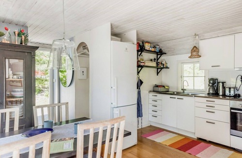 Varmdo House | Charming cabin with sea view in nice surroundings
