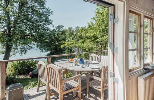 Varmdo House | Charming cabin with sea view in nice surroundings
