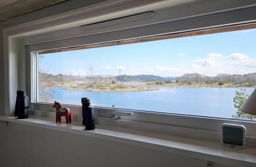 Myggenaes House | Charming cottage in Myggenäs 20 m from the sea | SE09169