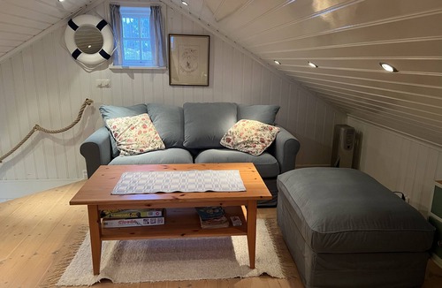 Fiskebackskil House | Charming cottage with patio