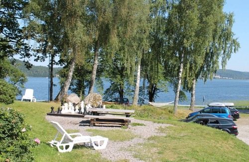 Ulricehamn Municipality House | Charming cottage with lakeview in Ulricehamn