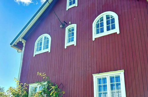 Kristiansund House | Charming farmhouse from 1919 near Kristiansund