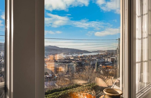 Sentrum House | Charming Home with Spectacular Views - NEW!