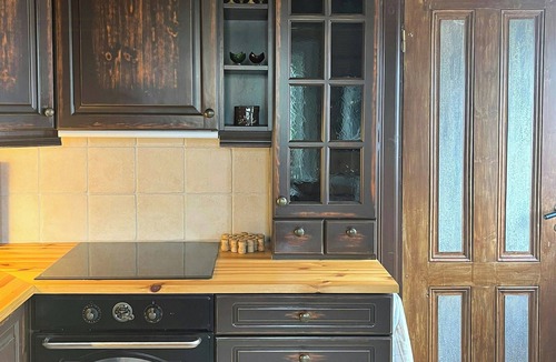 Godøy House | Charming house in an old barn by the lighthouse