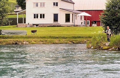Loen House | Charming house in Loen, in the heart of Nordfjord