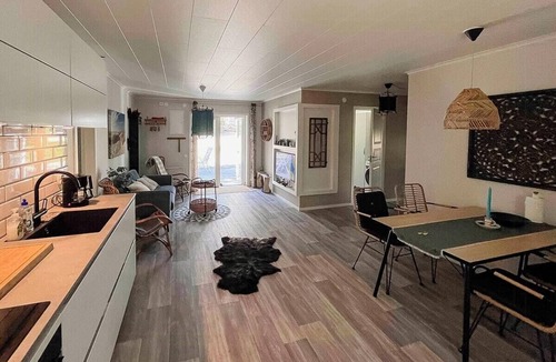 Irevik House | Charming house near Ireviken beach