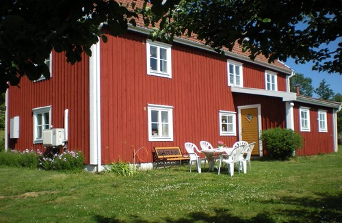 Granna House | Charming, large holiday home 10 minutes from beautiful Lake Vättern and Grenna