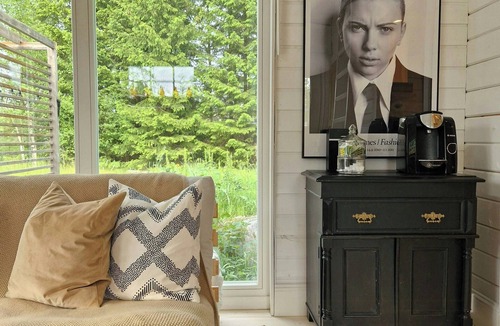 Tungelsta House | Charming mini cottage near Stockholm