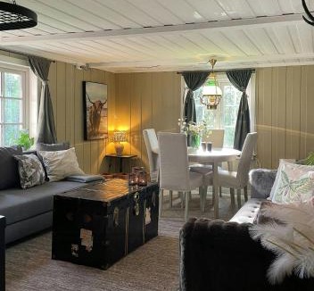 Aurskog-Holand House | Charming Old Forest Cabin An Hour From Oslo