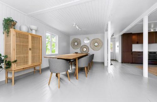 Tjome House | Charming Summer House With Sea View On Tjøme