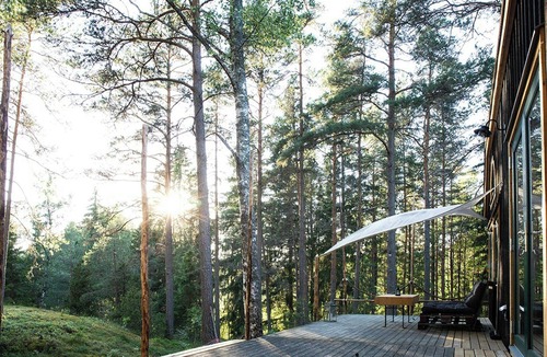 Gnesta House | Charming Tiny House near forest and lake