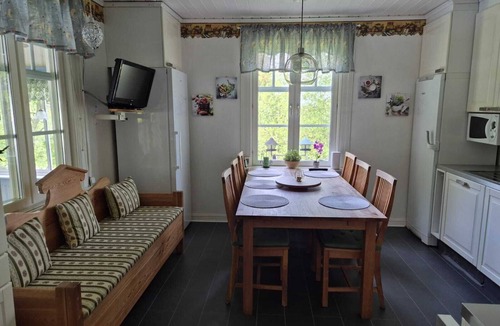 Lunde House | Charming vacation home on Höga Kusten