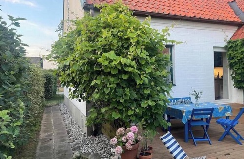 Gislov House | Charming villa by the sea - sandy beach and sea view in Gislövs Location
