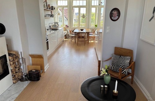 Sogn House | Charming villa close to the center of Oslo with large garden, terrace & balcony