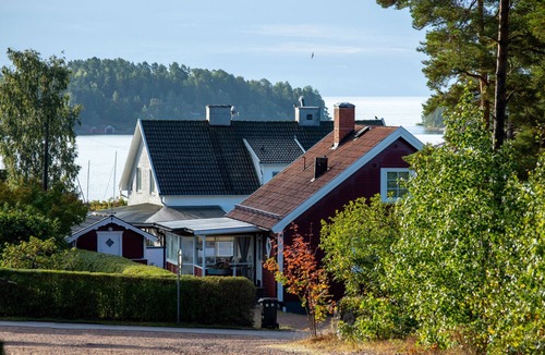 Loftahammar Villa | Charming villa in summer village Loftahammar, near the forest and the sea!