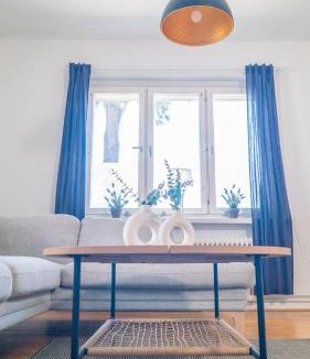 Lundby Apartment | Chic 1BR City center Sleeps 4 Brämaregården