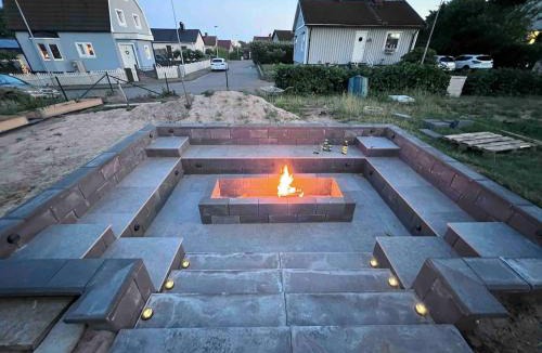 Halmstad Villa | Child-friendly villa with outdoor lounge, close to beach & golf