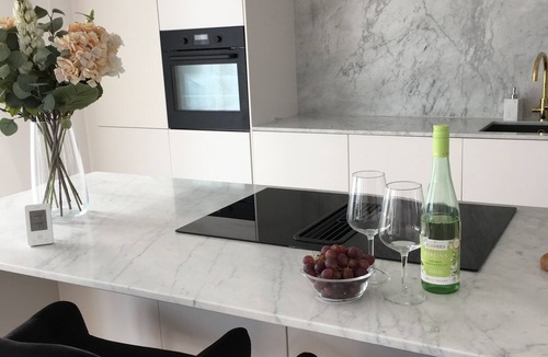 Halmstad Villa | City and beach poolvilla with AC and WiFi close to lovely Tylösand