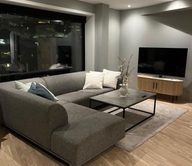 Tromso Apartment | City Center 7th Floor Apartement with Beautiful View 2 bedroom Free parking