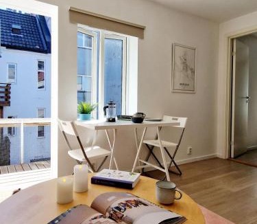 Nygard House | City center Terrace in quiet backyard - Stylish