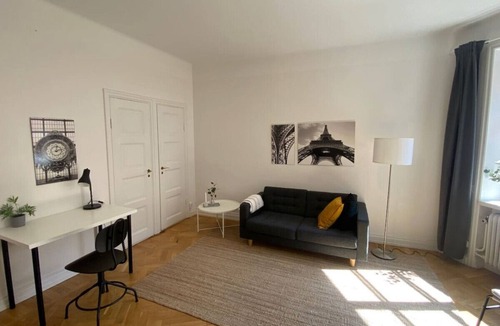 Katarina-Sofia Apartment | City Central One Bedroom apartmt