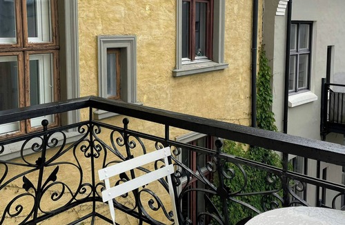 St. Hanshaugen Apartment | Classic flat with balcony in St. Hanshaugen