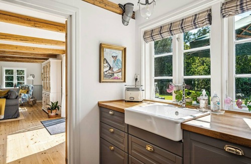 Ljungbyhed House | Classic home in peaceful oasis