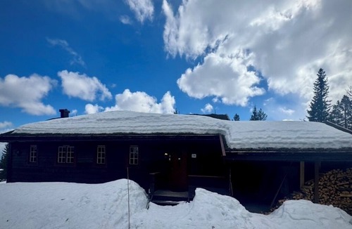 Mælem Cabin | Classic mountain cabin with ski in-out Fageråsen Trysil