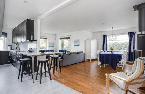 Falkenberg Villa | Close to Skrea Strand, City & Activities