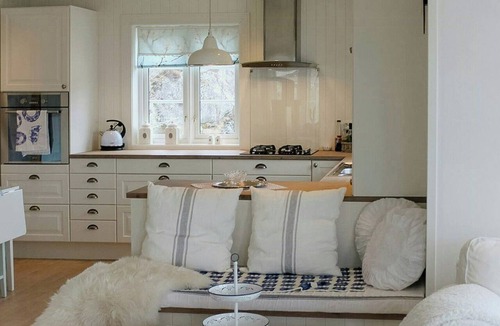 Osen House | Coastal cabin with panoramic views in Høvikstranda